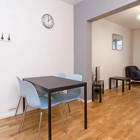 Lovely Clichy Appartamento